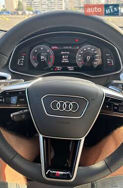 Седан Audi A6 2023 в 