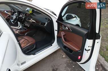 Седан Audi A6 2012 в 
