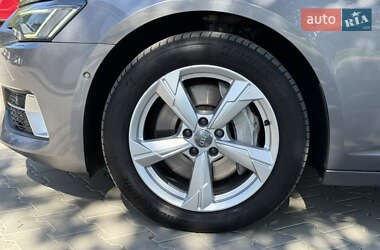 Седан Audi A6 2019 в 
