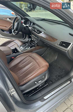 Седан Audi A6 2015 в 