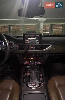 Седан Audi A6 2015 в 