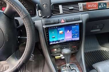 Седан Audi A6 2001 в 