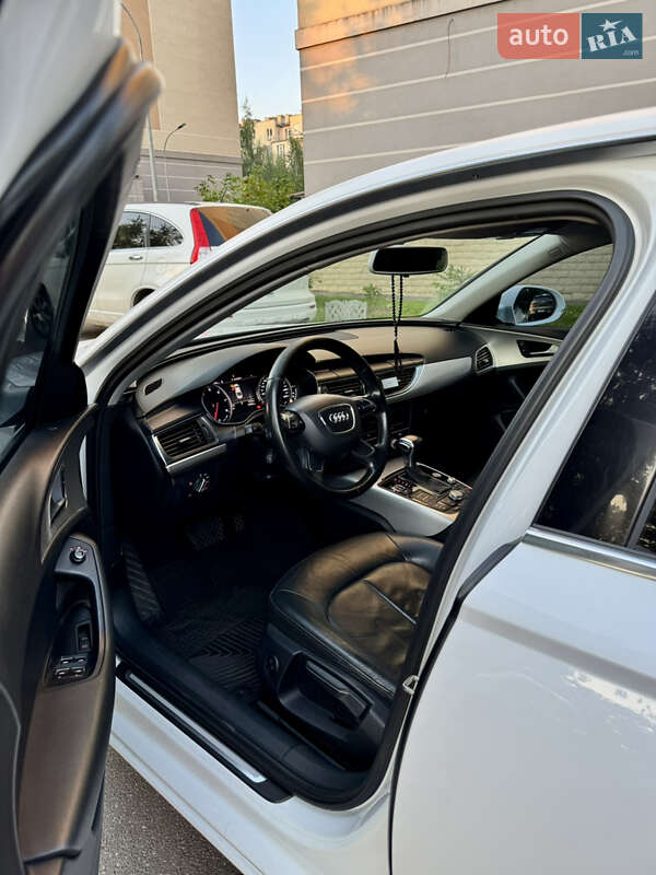 Седан Audi A6 2011 в Киеве