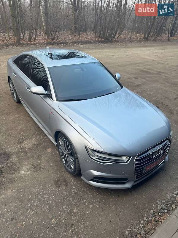 Седан Audi A6 2015 в Киеве