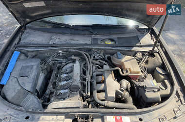 Седан Audi A6 2003 в 