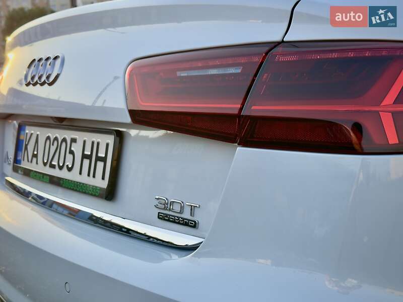 Седан Audi A6 2016 в Киеве