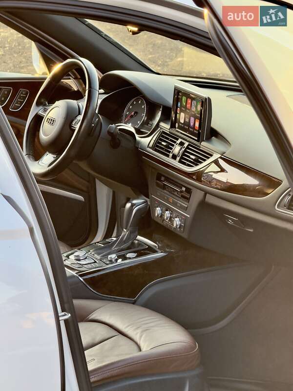 Седан Audi A6 2016 в Киеве