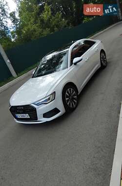 Седан Audi A6 2021 в 