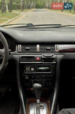 Седан Audi A6 1998 в 
