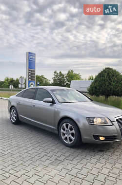 Седан Audi A6 2004 в 