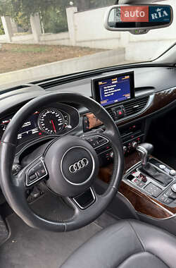 Седан Audi A6 2013 в 