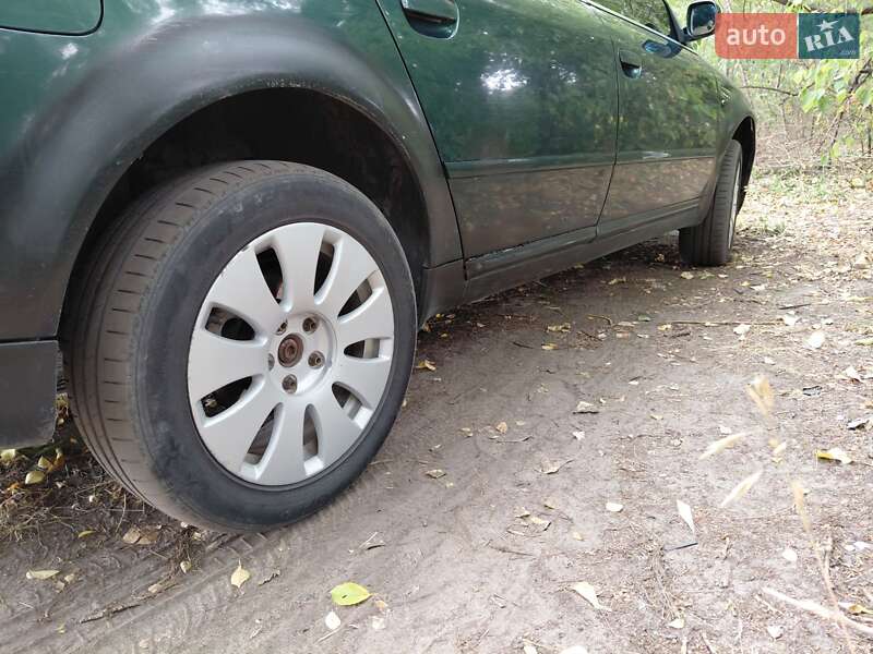 Универсал Audi A6 1999 в Каменском
