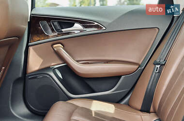Седан Audi A6 2015 в 