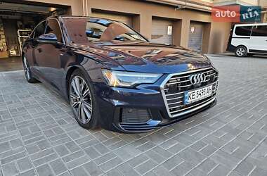 Седан Audi A6 2019 в 