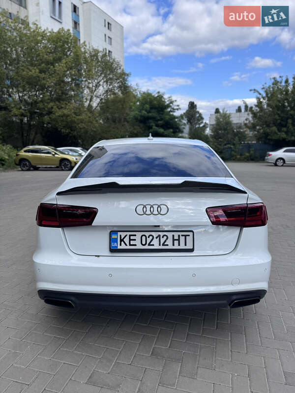 Седан Audi A6 2017 в Киеве