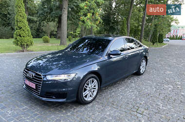 Седан Audi A6 2015 в 