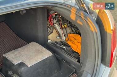 Седан Audi A6 2004 в 