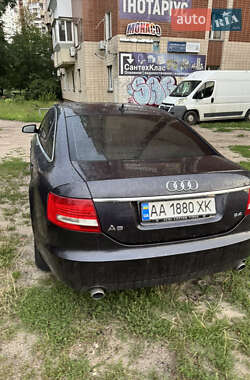 Седан Audi A6 2004 в 