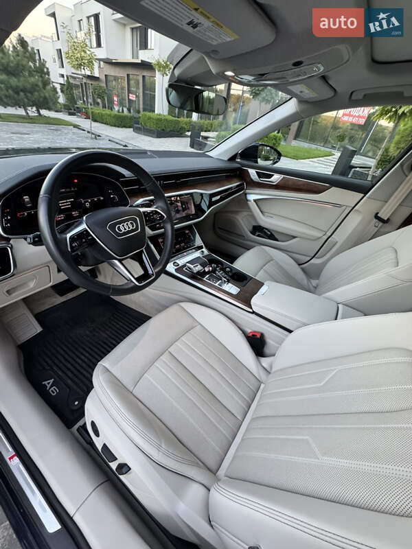 Седан Audi A6 2022 в Ужгороде