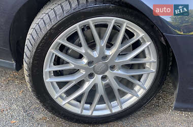 Седан Audi A6 2015 в 