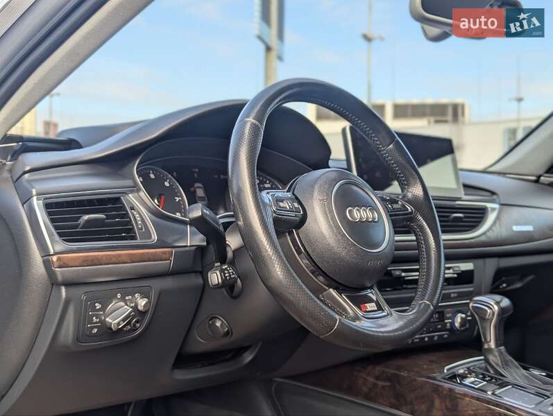 Седан Audi A6 2012 в Киеве