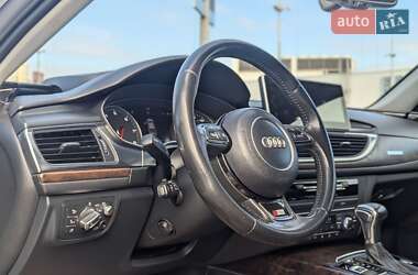 Седан Audi A6 2012 в 