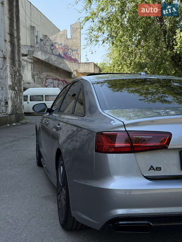 Седан Audi A6 2015 в Запорожье