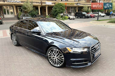 Седан Audi A6 2015 в 