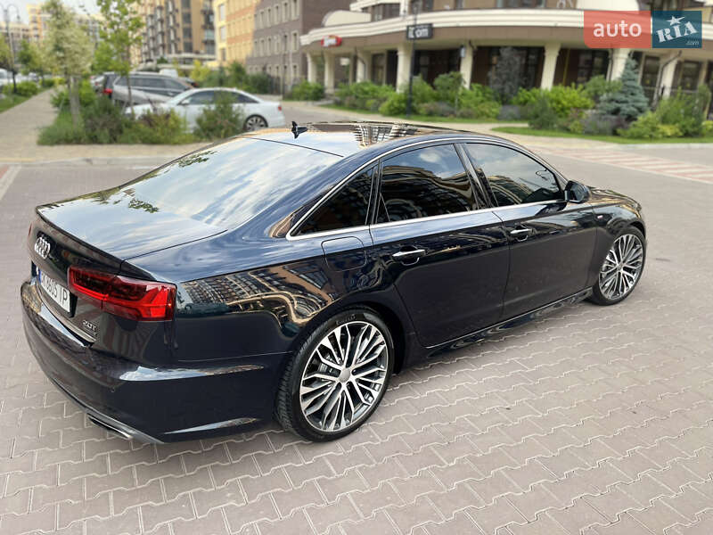 Седан Audi A6 2015 в Киеве