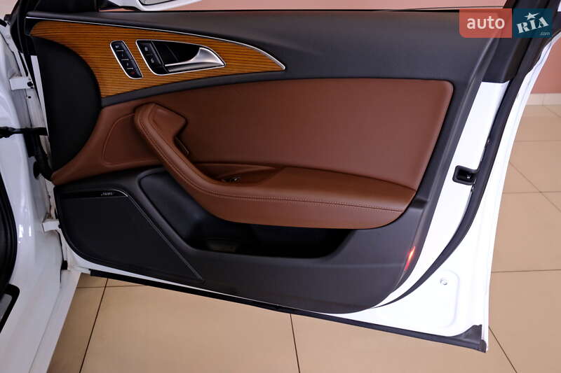 Седан Audi A6 2015 в Одессе