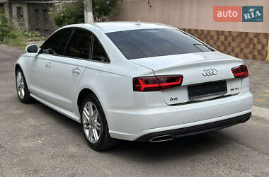 Седан Audi A6 2016 в 