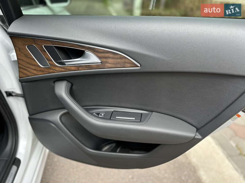 Седан Audi A6 2016 в Одессе