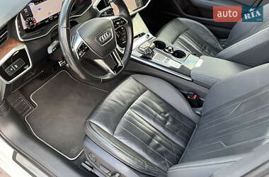 Седан Audi A6 2019 в 