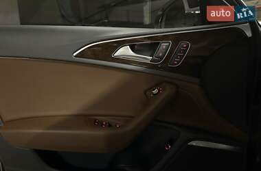 Седан Audi A6 2015 в 