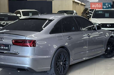 Седан Audi A6 2015 в 