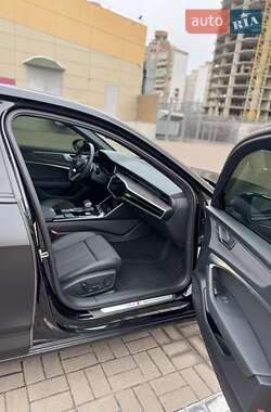Седан Audi A6 2023 в 