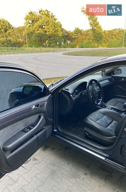 Седан Audi A6 2003 в 