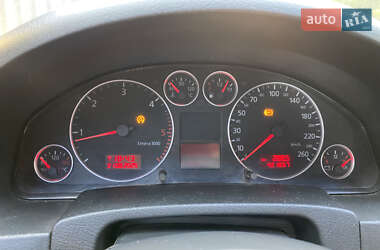 Седан Audi A6 2003 в 