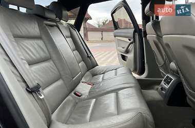 Седан Audi A6 2004 в 