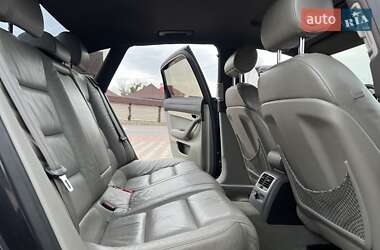 Седан Audi A6 2004 в 