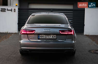 Седан Audi A6 2015 в 