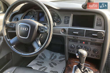 Седан Audi A6 2004 в 