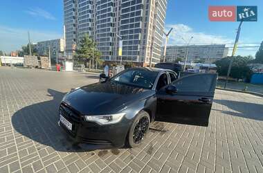 Седан Audi A6 2013 в 