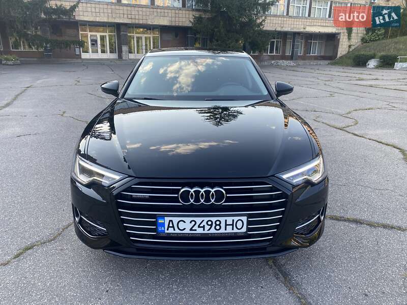 Седан Audi A6 2022 в Киеве