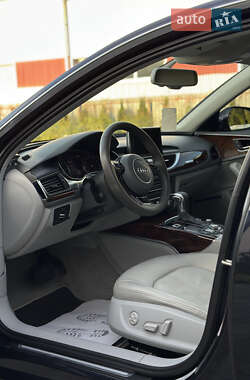 Седан Audi A6 2015 в 