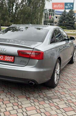 Седан Audi A6 2015 в 