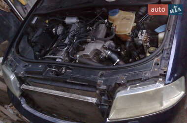 Универсал Audi A6 2004 в 