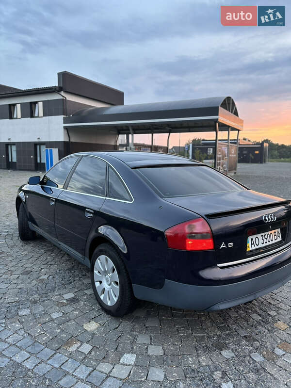 Седан Audi A6 2000 в Иршаве