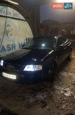 Седан Audi A6 2001 в 