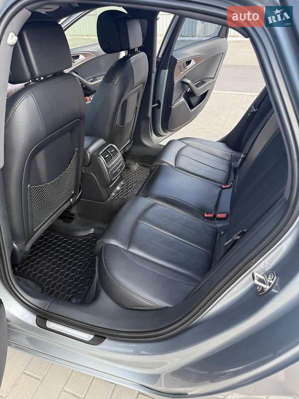 Седан Audi A6 2012 в Луцке